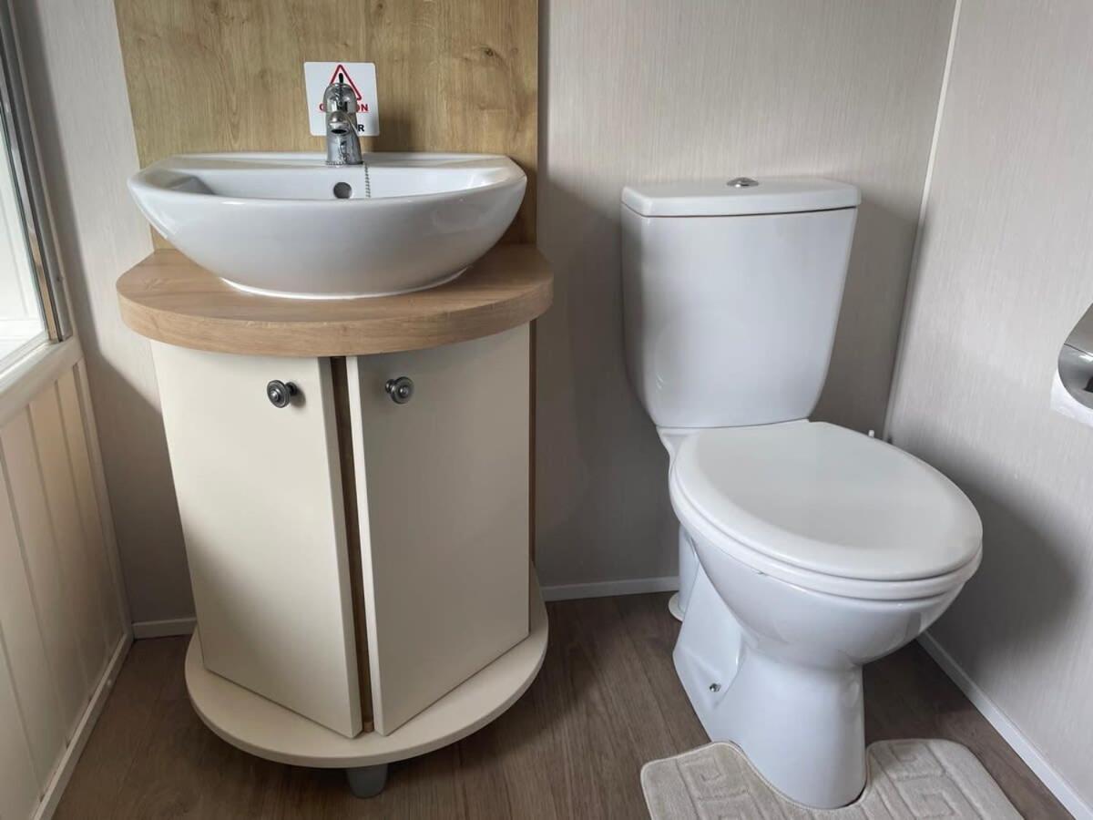 42 Woodland Walk Pevensey Bay Holiday Park Sleeps 6 Extérieur photo