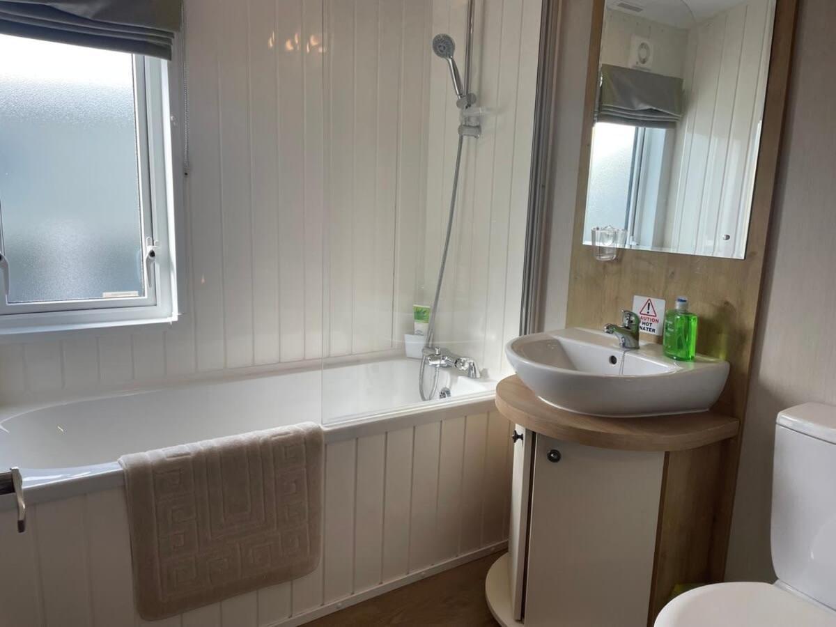 42 Woodland Walk Pevensey Bay Holiday Park Sleeps 6 Extérieur photo
