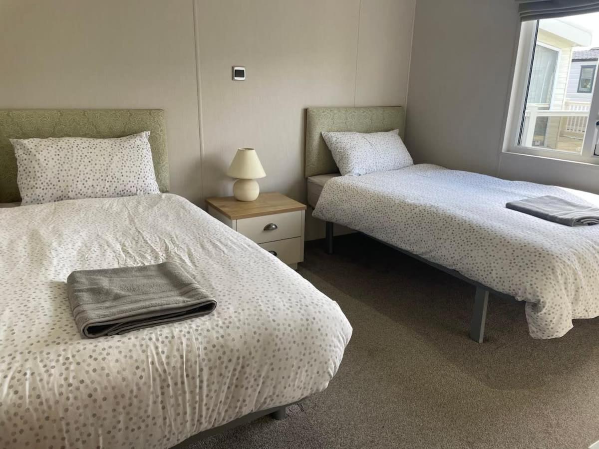 42 Woodland Walk Pevensey Bay Holiday Park Sleeps 6 Extérieur photo