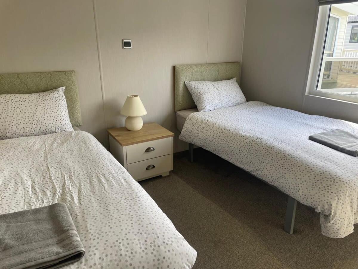 42 Woodland Walk Pevensey Bay Holiday Park Sleeps 6 Extérieur photo