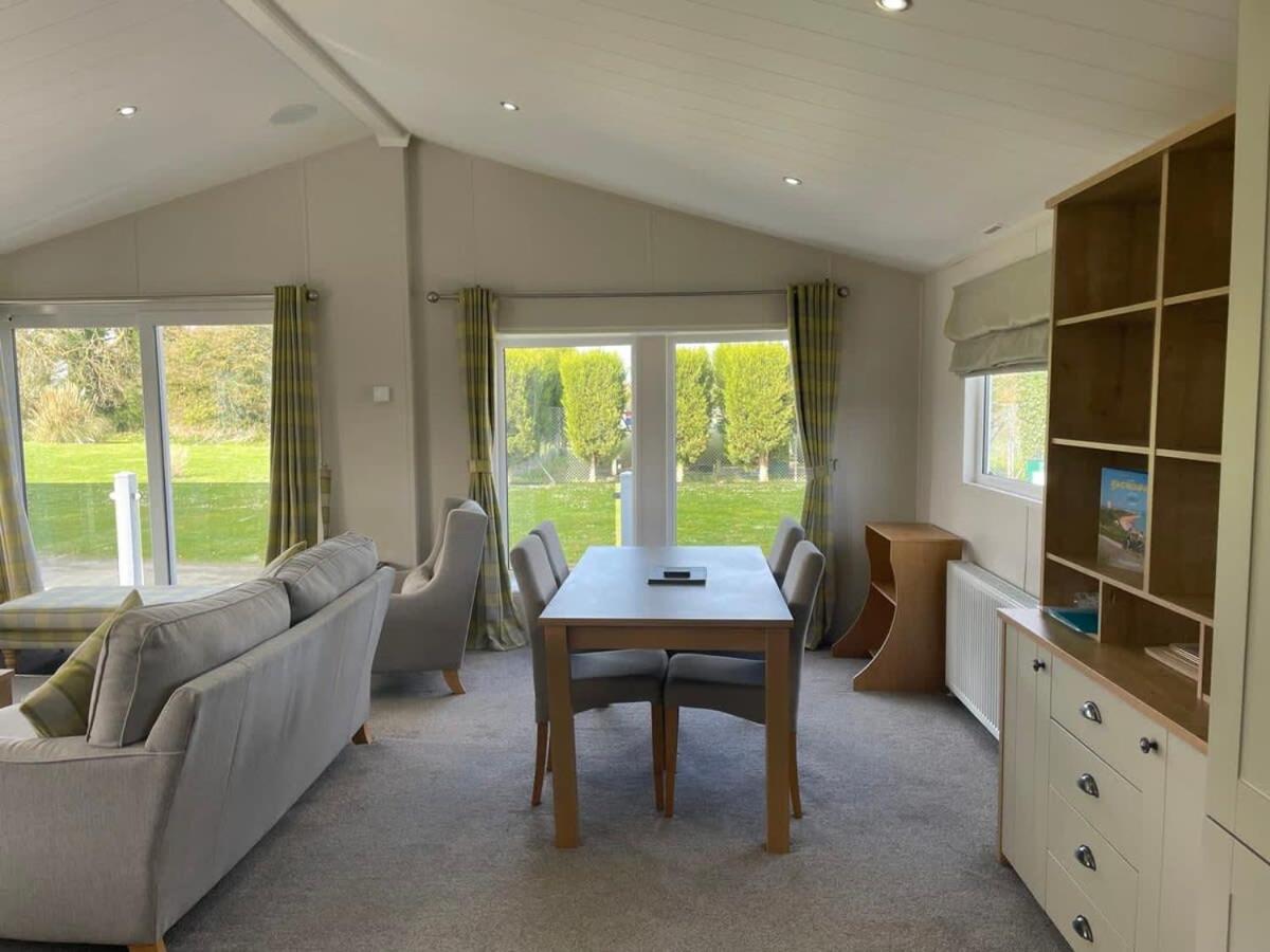 42 Woodland Walk Pevensey Bay Holiday Park Sleeps 6 Extérieur photo